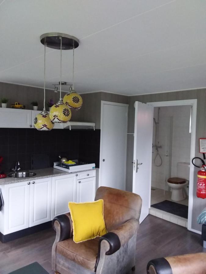 Bed and Breakfast Betty'S Tiny House Wieringerwerf Exterior foto
